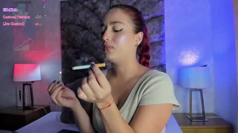 Snapshot of ari_baker chatting on October 14, 9:39 pm Arianna Baker online show from October 14, 9:39 pm