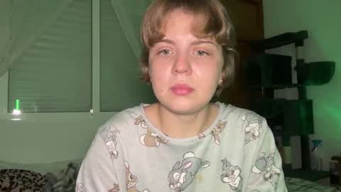 ari_crystal online show from March 11, 7:27 pm