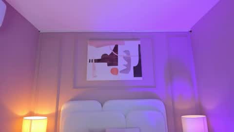 Aria  online show from July 28, 10:20 pm