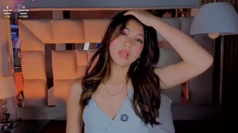 Aria Jones online show from June 16, 8:43 pm