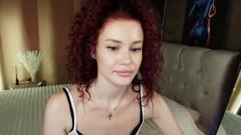 aria_mila online show from June 24, 1:43 pm