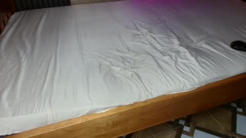 aria_shade online show from November 7, 11:53 pm