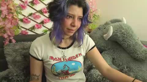 aria_silk online show from June 23, 9:57 pm