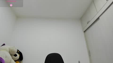 ariacoral online show from July 4, 2:57 pm