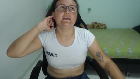 Snapshot of ariadna_6 chatting on February 15, 5:28 pm ...Ariana... online show from February 15, 5:28 pm