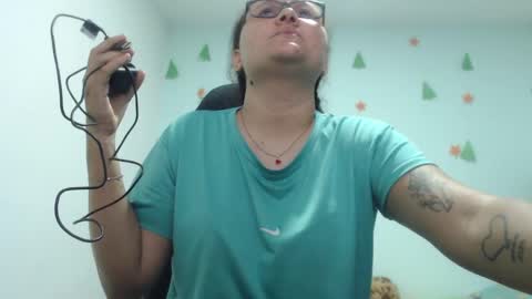 Snapshot of ariadna_6 chatting on January 19, 5:18 pm ...Ariana... online show from January 19, 5:18 pm