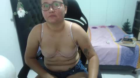 ...Ariana... online show from November 13, 7:13 pm