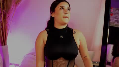 -  -. .- Ariadna -. .-  - online show from June 30, 12:59 pm
