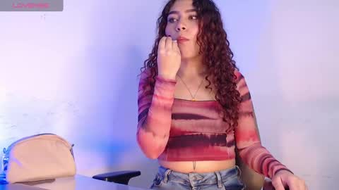 Ari online show from December 23, 3:01 pm