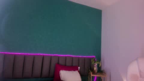 Snapshot of ariamoonlight chatting on September 26, 12:03 pm online show from September 26, 12:03 pm
