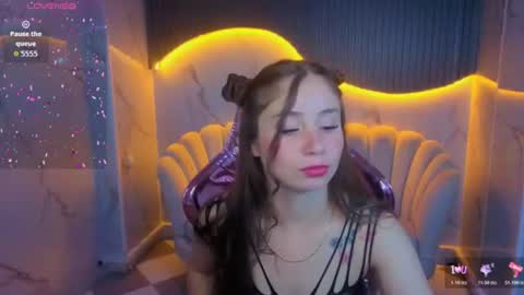 ariana18_b online show from July 1, 1:10 pm
