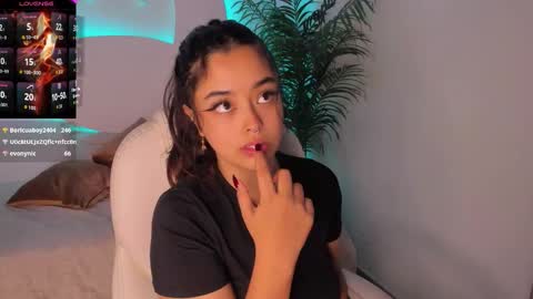 Ariana  online show from October 16, 2:30 pm