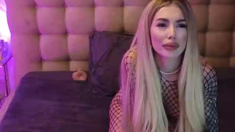 Ariana online show from March 9, 10:08 pm