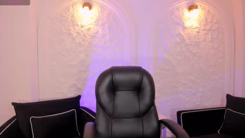 Ariana Dumont online show from September 15, 11:51 am