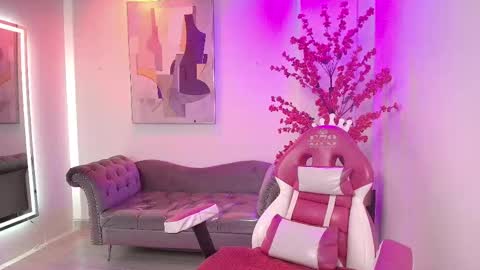 Snapshot of arianna_sweeet chatting on September 18, 4:11 am arianna_sweeet online show from September 18, 4:11 am