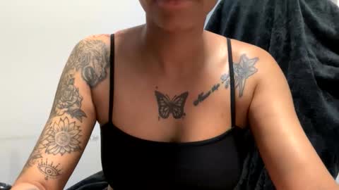 Ariannaaaalove online show from May 21, 12:08 am