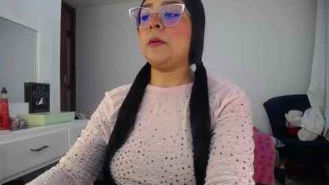 daniella online show from October 22, 2:49 am