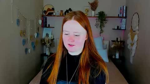 Snapshot of ariel_yumi chatting on October 8, 10:08 am Ariel online show from October 8, 10:08 am