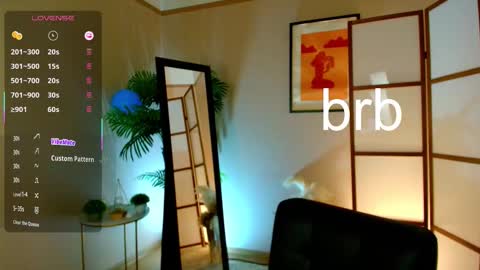 Snapshot of arielabradberry chatting on October 8, 6:01 pm Ariel online show from October 8, 6:01 pm