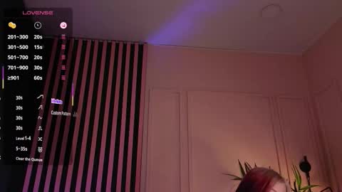 Snapshot of arielabradberry chatting on September 23, 4:49 pm Ariel online show from September 23, 4:49 pm