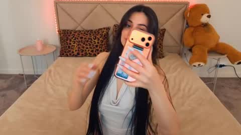 Ariel online show from April 27, 2:03 pm