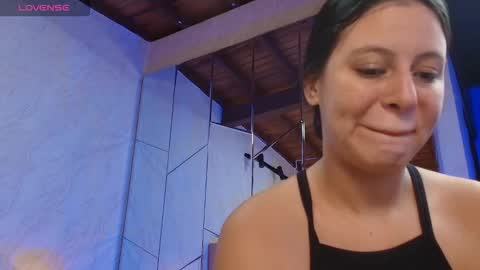 Ari Vega online show from March 15, 5:09 am