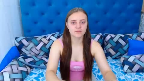 arinabelle online show from July 25, 9:27 am