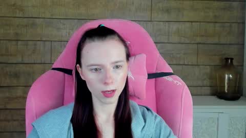 Arinakubrick online show from December 4, 4:26 am