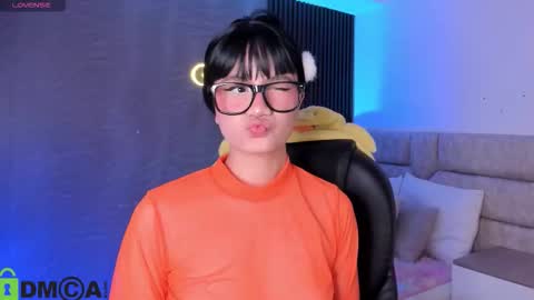 Ari  online show from March 8, 10:13 pm