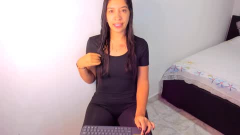 aristena_01 online show from December 25, 7:56 pm