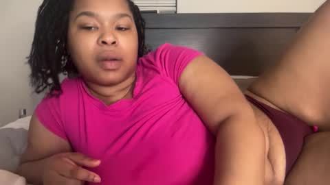 Ari online show from December 2, 12:07 pm