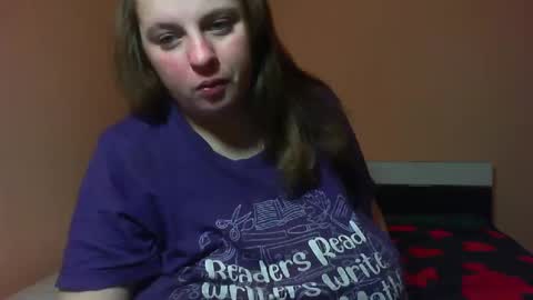 Snapshot of arriana98 chatting on December 11, 3:45 am Arriana online show from December 11, 3:45 am