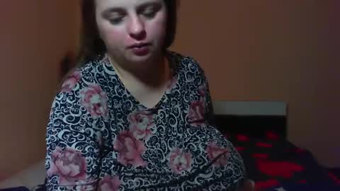Snapshot of arriana98 chatting on December 22, 3:22 am Arriana online show from December 22, 3:22 am