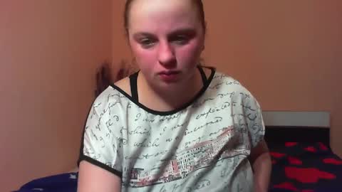 Snapshot of arriana98 chatting on February 23, 3:29 am Arriana online show from February 23, 3:29 am
