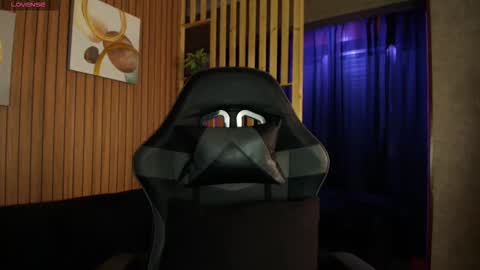    online show from March 9, 7:28 pm