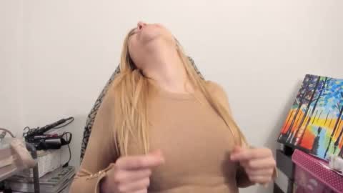 MIA online show from November 21, 6:10 pm