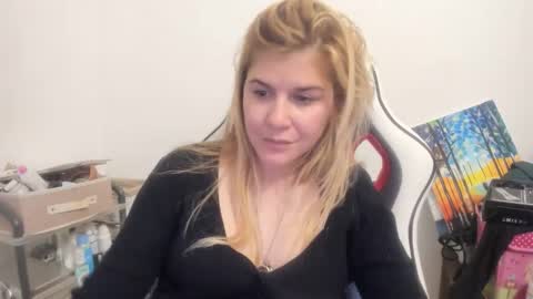 MIA online show from October 22, 10:59 pm