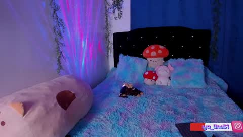 Snapshot of arya_line chatting on January 30, 11:45 pm Arys online show from January 30, 11:45 pm
