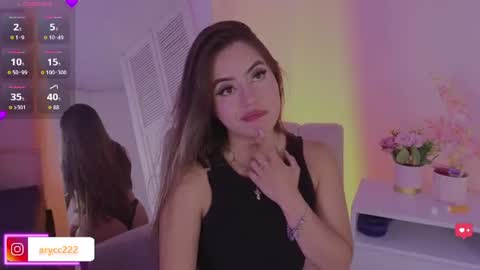 arycooper_ online show from July 10, 2:28 pm