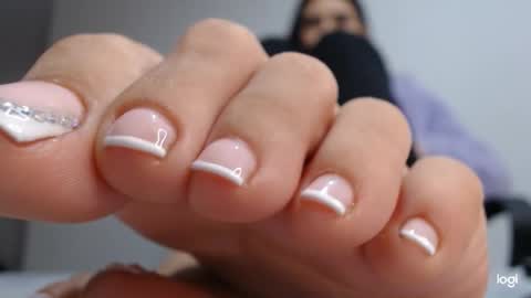Snapshot of ash_nicefeet chatting on February 11, 4:44 am ashley online show from February 11, 4:44 am