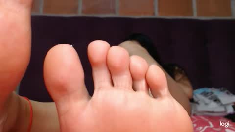 Snapshot of ash_nicefeet chatting on September 24, 3:16 am ashley online show from September 24, 3:16 am