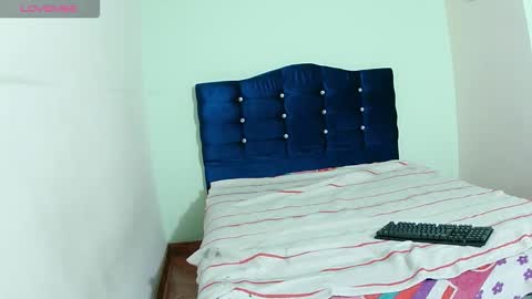 ashleey_palmer online show from February 7, 12:36 am