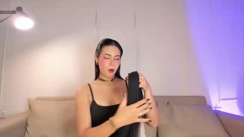   online show from June 17, 12:28 pm