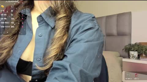 Carolina  online show from February 22, 1:55 am