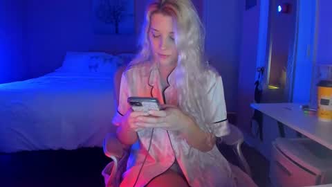 Ashley online show from October 9, 11:31 pm