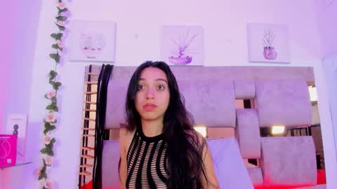 ashley_7777 online show from March 1, 10:53 pm
