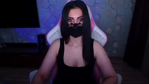   Yasmina   online show from May 20, 5:04 am