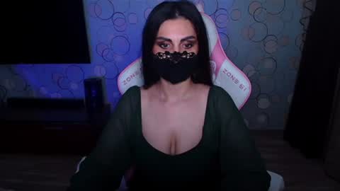  Yasmina   online show from June 27, 6:47 am