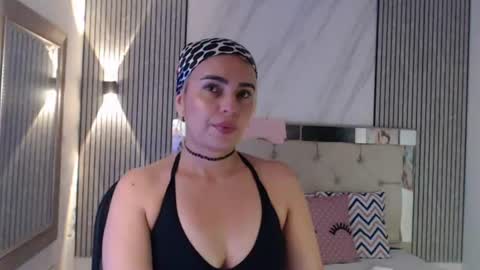 ashley__tylor online show from June 19, 6:11 pm