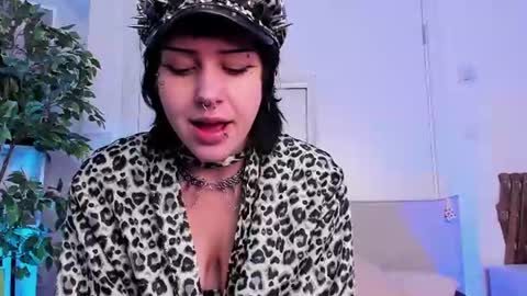 Ashley online show from July 28, 12:48 pm